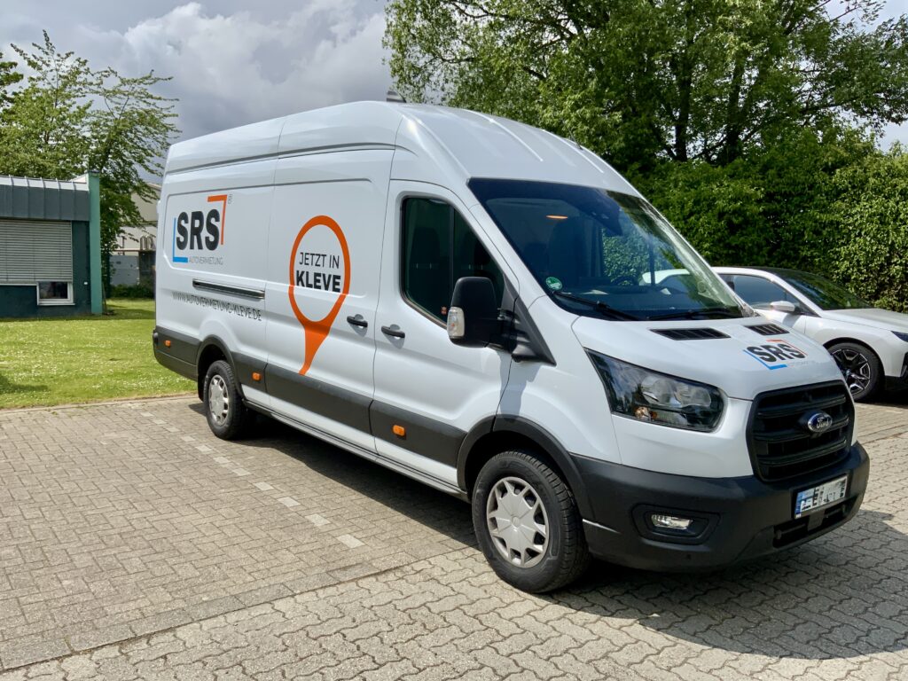 Blog 26 SRS Autovermietung. Transporter Extralang L4H3
