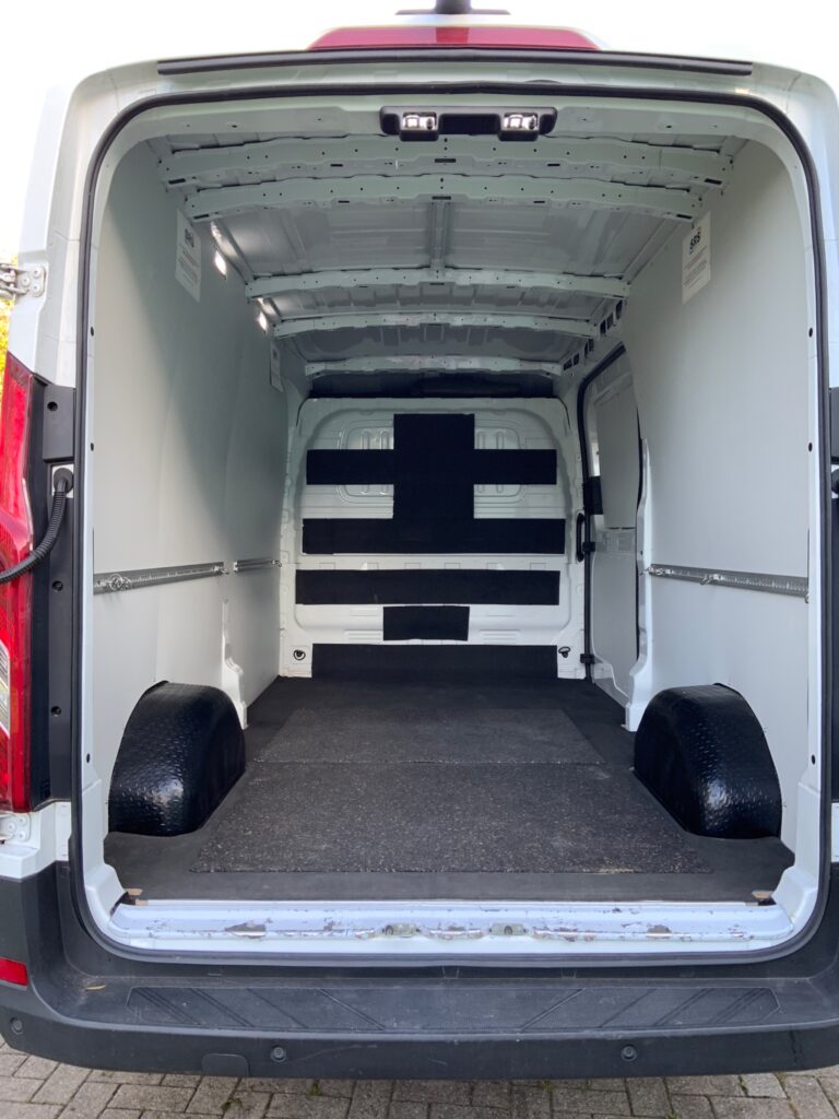 SRS B2B Fahrzeugshop 7 SRS Autovermietung B2B Fahrzeugshop Maxus Deliver 9 Autovermietung Kleve SRS Mobility